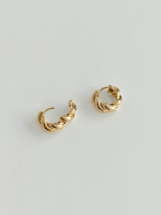 croissant one touch earrings (2colors)