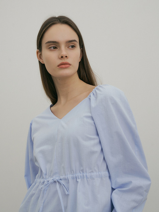 comos 793 asymmetric blouse (powder blue)