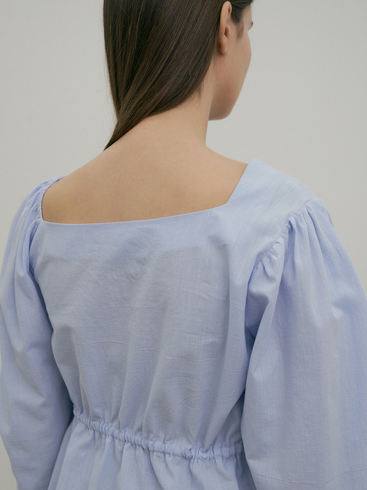 comos 793 asymmetric blouse (powder blue)
