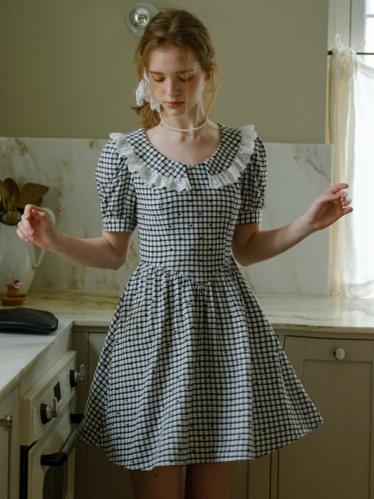 Cest_Lovey petit heart grid dress