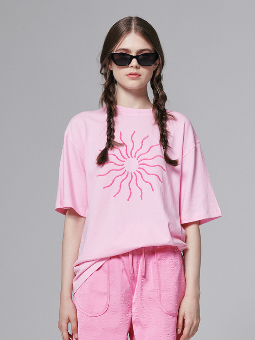 The sun volume embroidered T shirt - Pink
