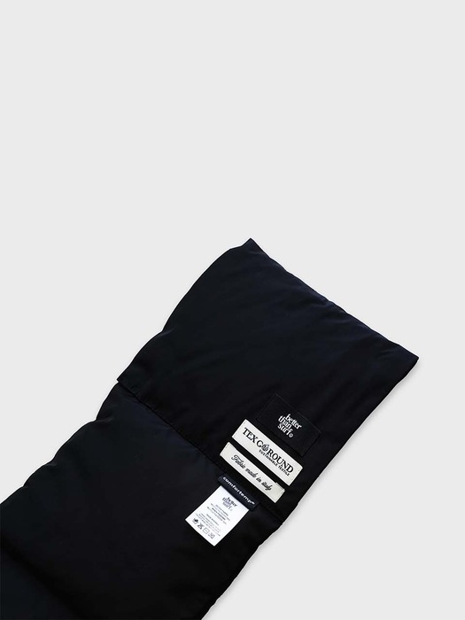 PADDED MUFFLER - BLACK