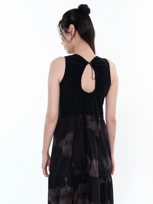 AURORA SLEEVELESS BLACK ONEPICE(LEBSMOP5724)