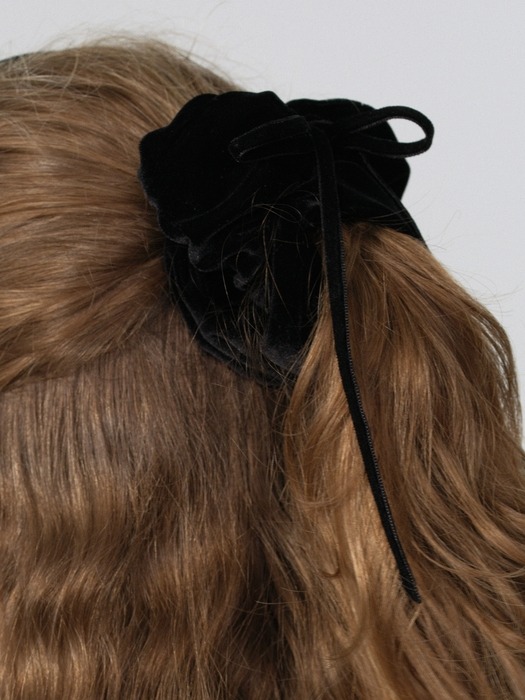 ribbon charm scrunchie (velvet) - black (M)