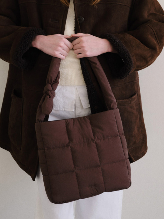 Square padding shoulder bag Bread brown