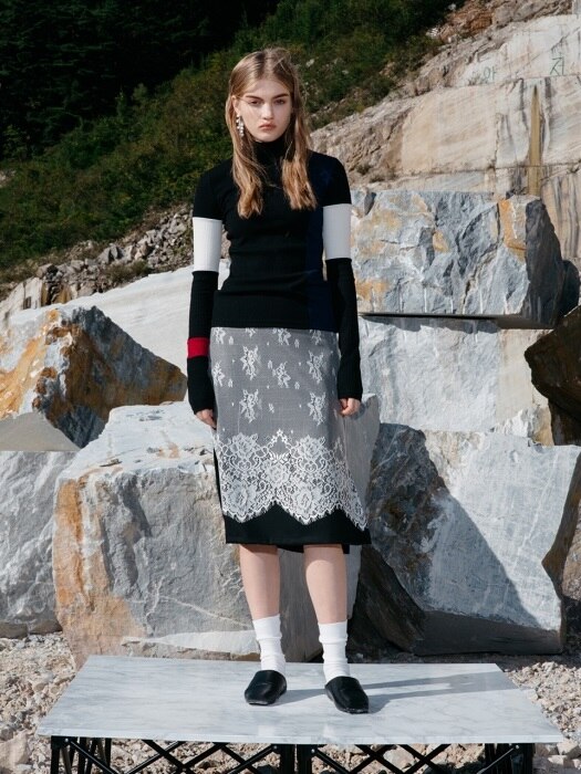 Lace Overlap ColorBlock Skirt