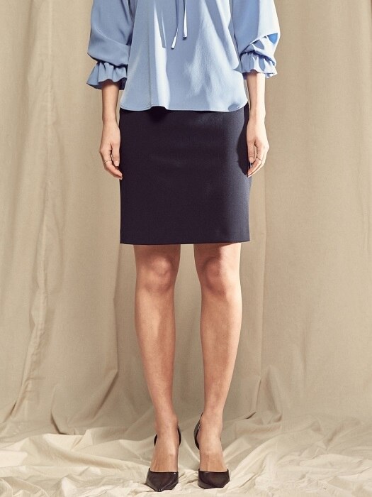 h-line skirt deep navy