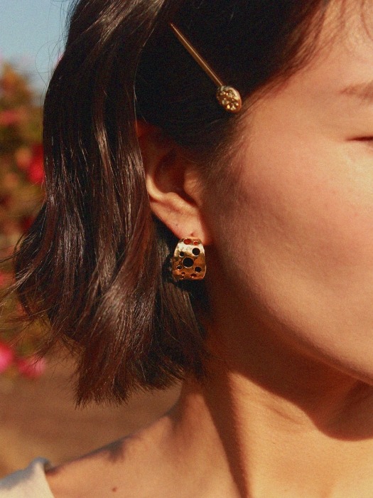 Lava Hoop earring (2color)