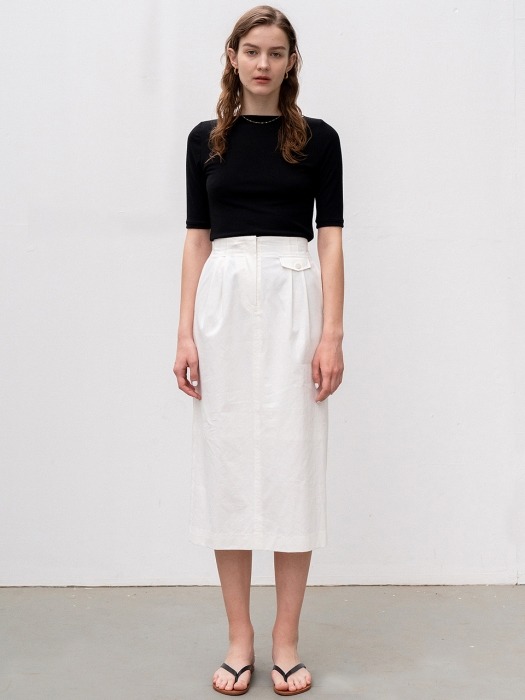 [ESSENTIAL] H-Line Midi Skirt White