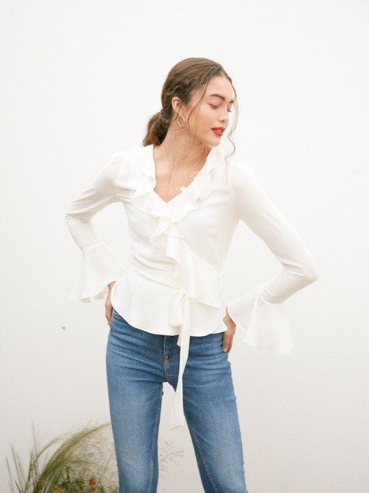 BELL SLEEVES RUFFLE WRAP BLOUSE_OFF WHITE
