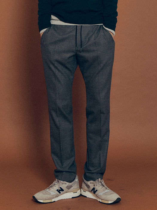 Slim-fit Crepe Wool Relaxed Trousers