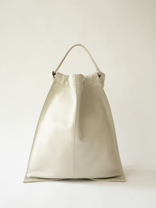 MAIL BACKPACK - CONCRETE WHITE 