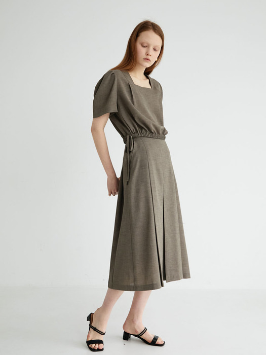 20 SPRING_Olive Two-Piece Set