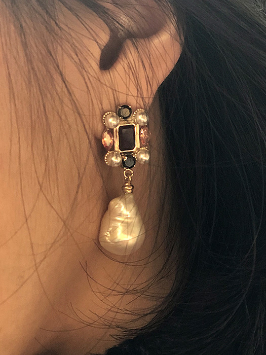 Vintage gemstone earrings (Black onyx)