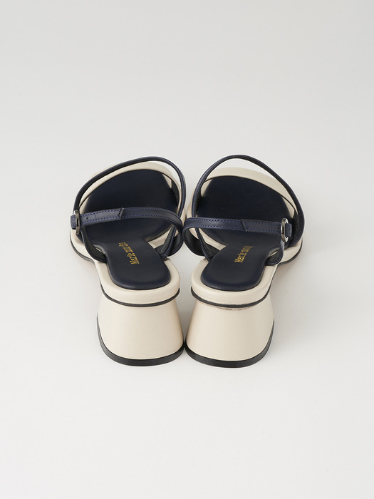 Riere_ivory with navy