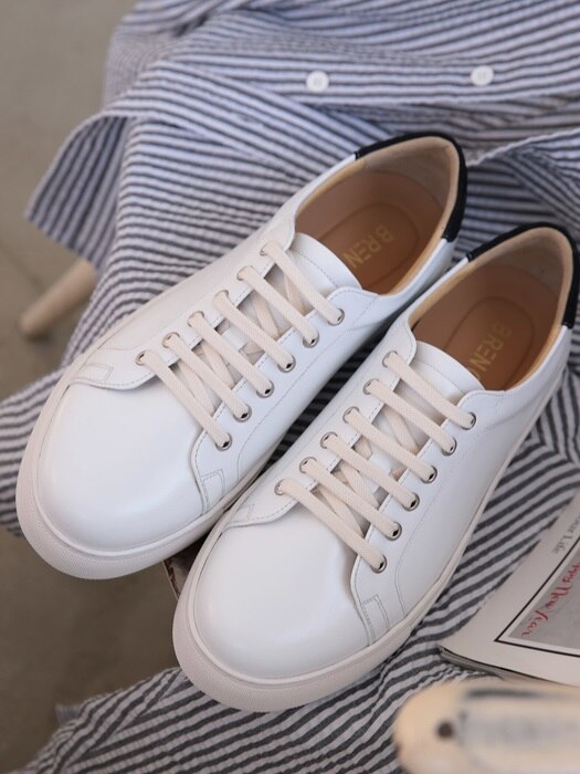 Round Off-White Sneakers Suede Blue#0206R