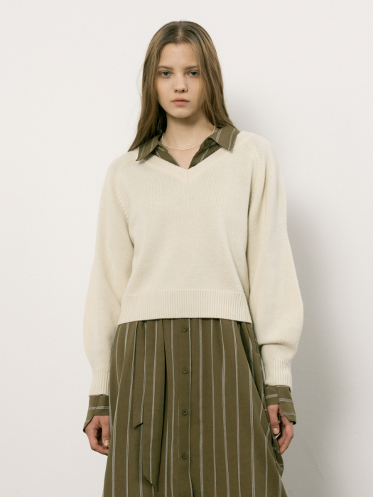 [20F/W UNTACT RUNWAY] Balloon v-neck pullover _ ivory