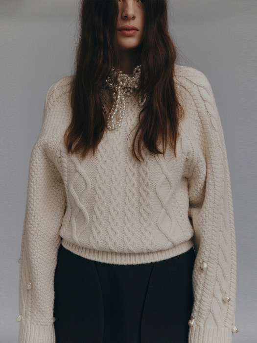 PEARL CABLE KNIT WOOL SWEATER (IVORY)