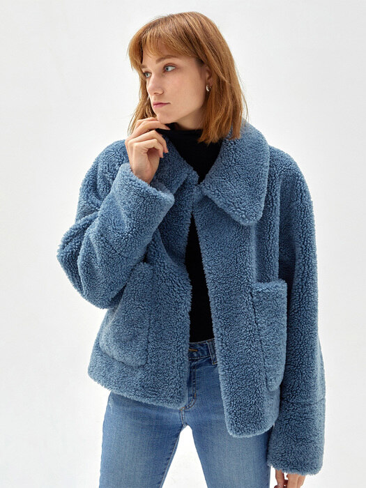 FW21 Baila eco fur mustang jacket midnight blue