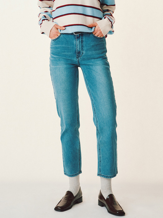 Mid-rise Slim Straight Jeans_TINT BLUE