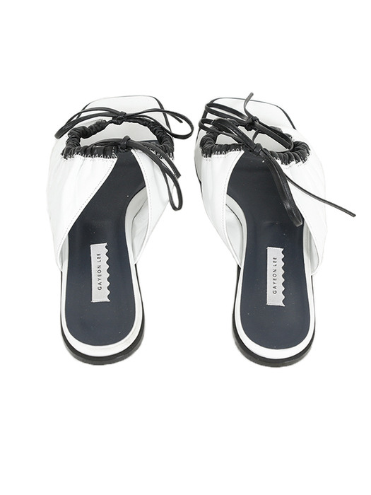 LERA Shoes -White