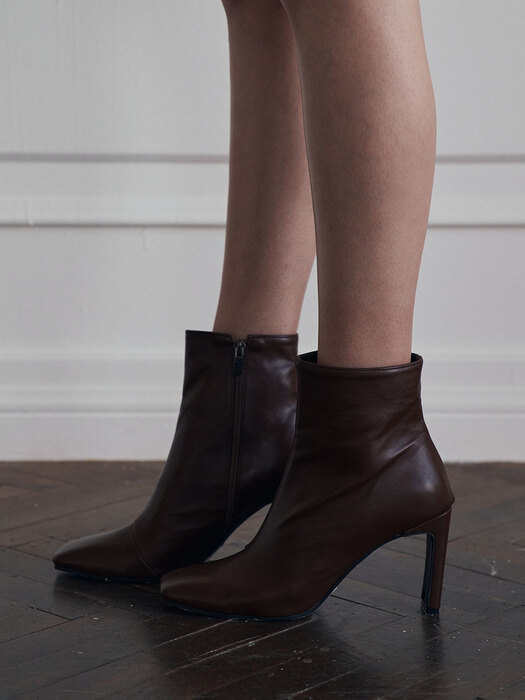 Square line ankleboots heel - brown
