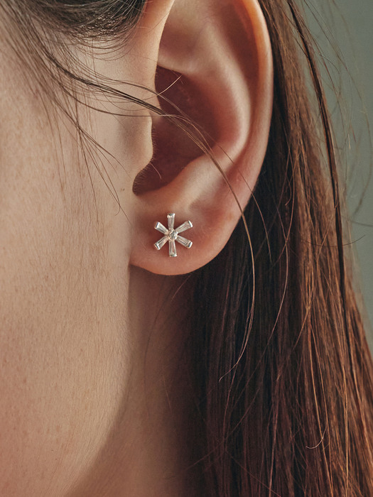 Aria Flower Earrings