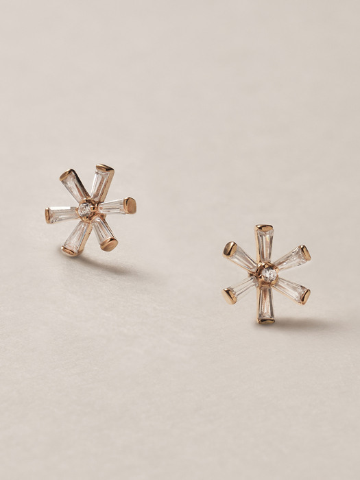 Aria Flower Earrings