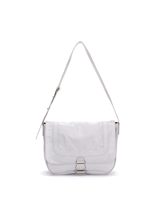 BIG BUCKLE BAG IN LIGHT GREY