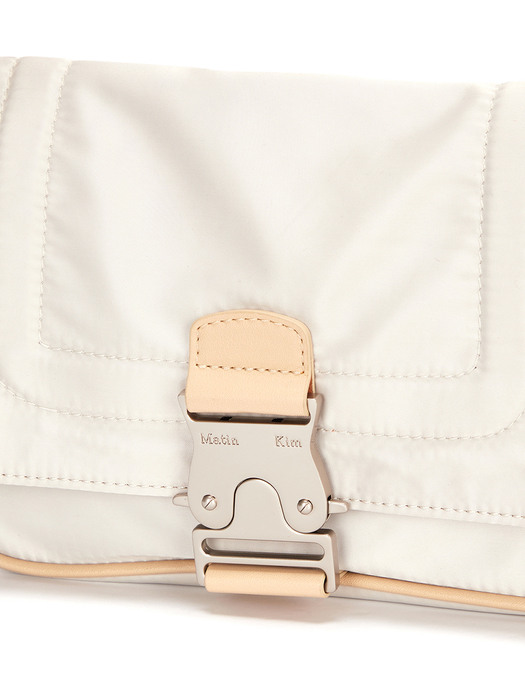 MINI BUCKLE BAG IN WHITE