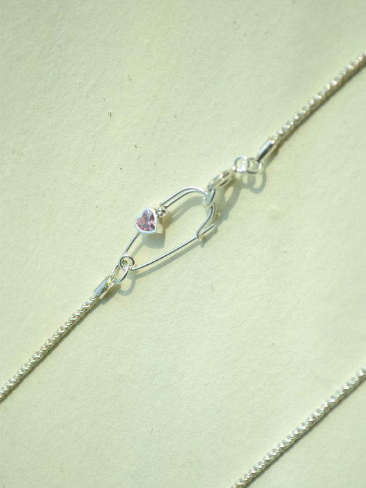 fragment clip necklace