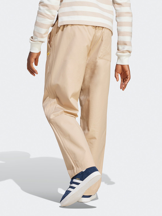 [IR7584] CHINO PANT