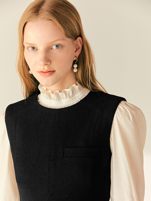 ROMINA High neck ruffle blouse (Ivory/Black)