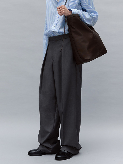 seasonless wide tuck slacks (grey)