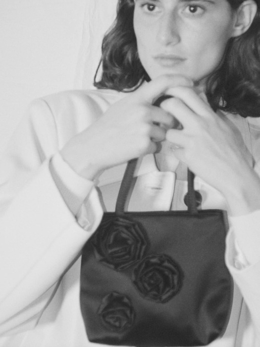 Thea Bag Black - Image 1