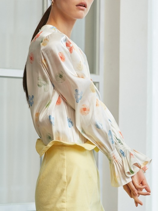 cream flower shirring blouse