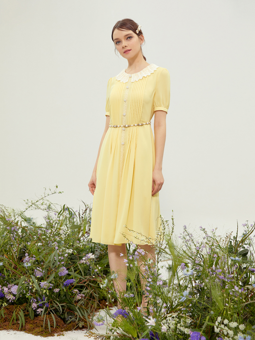 MEMORIA / Lace Collar Pleated Dress (yellow)