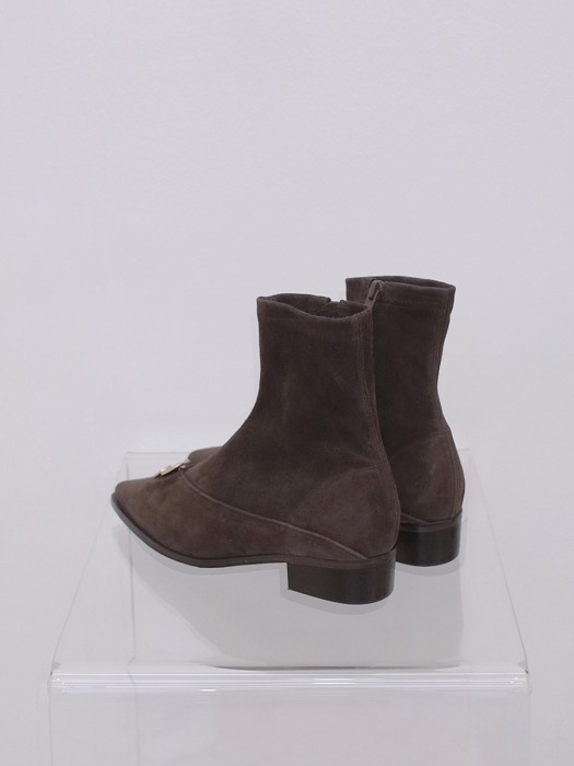 [단독]Winklepickers boots Brown Suede