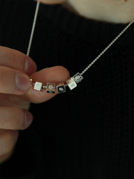 SCB010 Silver cube necklace