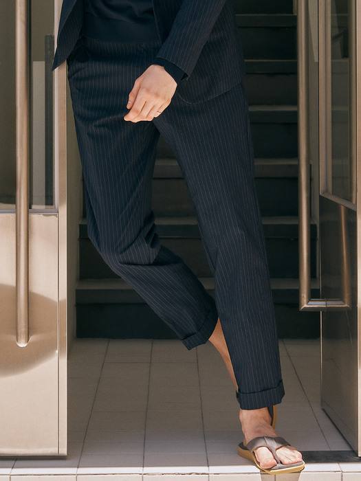 Slim-fit Seersucker Jacket + Relax banding Trousers SET_NAVY PIN-STRIPE