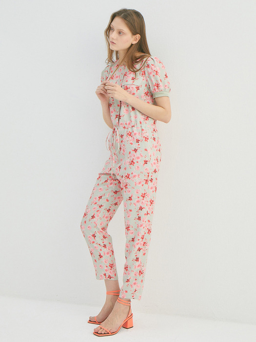 SIGNATURE FLOWER STANDARD JUMPSUIT (2COLORS)