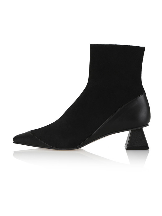 Carly Ankle Boots / B556 Black SD+Black