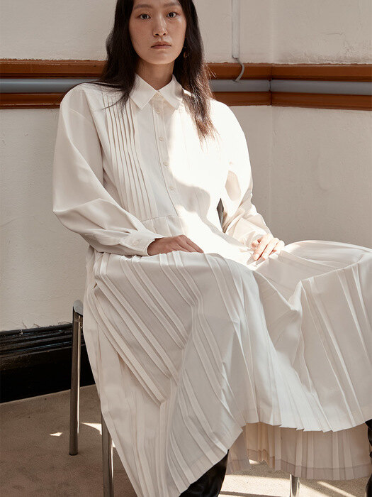 [EXCLUSIVE] PLEATED DRESS - IVORY