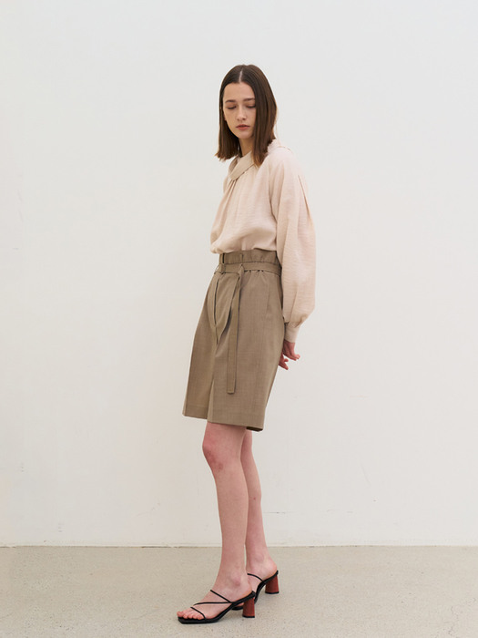 Belted volume half pants (Sepia)