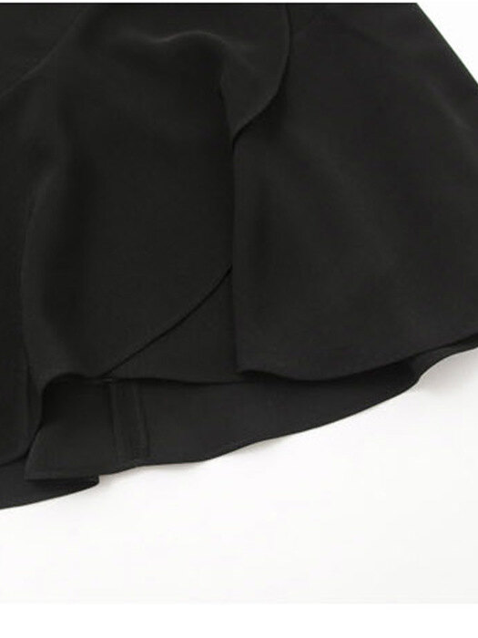Kira Black Skirt