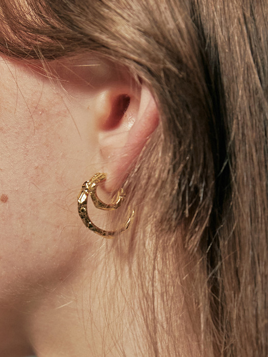foil hoop earring mini