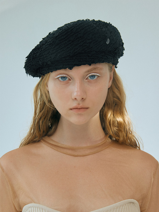 [Let there be light] Vague stitch beret in black