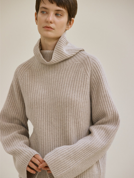Ribbed turtle neck knit (oat meal) Ribbed turtle neck knit (oat meal)