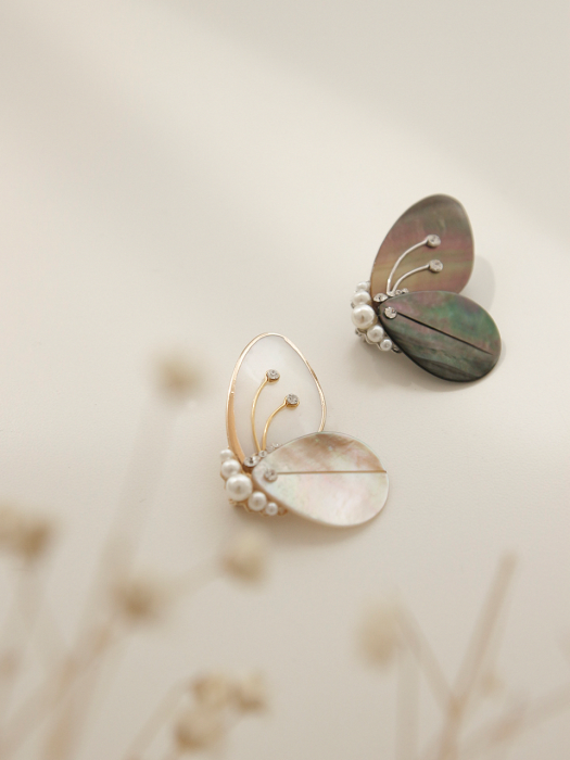 Mother-of-pearl Pearl Butterfly Brooch Bb0340