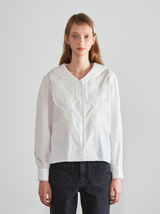 Sailor Embroidered Blouse (Ivory)